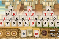 Zábavná hra Tripeaks Solitaire v starovekom Egypte