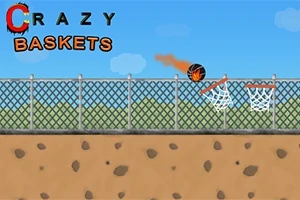 Basketbalová lopta horí v plameni, keď letí do sieťky na pozadí plotu a modrej oblohy
