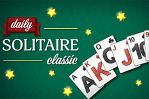 Text s nápisom „daily solitaire classic“ na zelenom pozadí s kartami A, K, Q, J, 10 a žltými hviezdičkami
