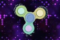 Máte radi fidget spinnery a vždy ste chceli vytvoriť vlastný?