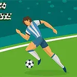 Futbalista v modro-bielom drese beží na ihrisku s loptou