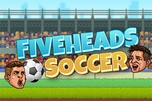Dve kreslené hlavy s futbalovou loptou pred tribúnou so sediacimi divákmi a nápisom Fiveheads Soccer