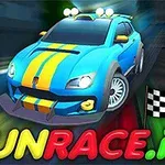 Modré auto so žltými pruhmi na dráhe s šachovnicovou vlajkou a nápisom FUNRACE