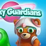 Medvedík v bielej prilbe stojí vedľa zeleného mimozemšťana s jedným okom, v pozadí je ružová planéta s prsteňom a textom Galaxy Guardians