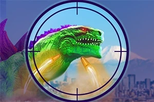 Zelený dinosaurus s červenými očami a purpurovým hrebeňom je v hľadáčiku, zatiaľ čo na pozadí sa nachádza mesto a zasnežený vrchol hory