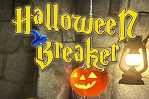 Tekst Halloween Breaker v žltej farbe s modrým klobúkom, vyrezávaná tekvica a lampa na pozadí kamennej steny