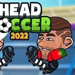 Dve kreslené postavy s futbalovými dresmi Argentíny a Portugalska sedia oproti sebe na farebnom pozadí s textom Head Soccer 2022