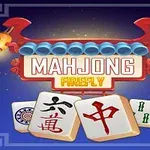 Červené ázijské lampióny s textom MAHJONG FIREFLY a tromi mahjong dlaždicami v popredí