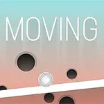 Názov MOVING UP s guľou balansujúcou na naklonenej ploche, s otvormi a vzorom na farebnom pozadí