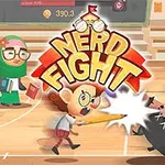 Kreslená postava v okuliaroch bije inú postavu ceruzkou v školskej telocvični, s nápisom „NERD FIGHT“ nad nimi
