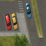 Auta zaparkované na parkovisku z pohľadu zhora, s rôznofarebnými autami zoradenými na vyznačených miestach