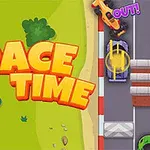 Farebný nápis RACE TIME vedľa časti závodnej dráhy s autami a prekážkami
