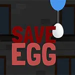 Postava chlapca vedľa nápisu „SAVE EGG“ a vajcia zaveseného na modrom balóne pred tmavým budovným pozadím