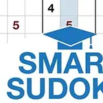 Text SMART SUDOKU s modrým akademickým klobúkom v pozadí na mriežke číslic
