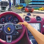 Pohľad z interiéru športového auta so zameraním na volant, prístrojovú dosku a rušnú mestskú ulicu vpredu s nákladnými autami, autobusmi a palmami