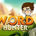 Karikatúrny chlapec s lupou stojí pred pyramídami, s výrazným nápisom WORD HUNTER v popredí