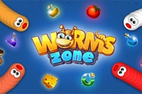 Worms Zone je hra s dynamickým dejom